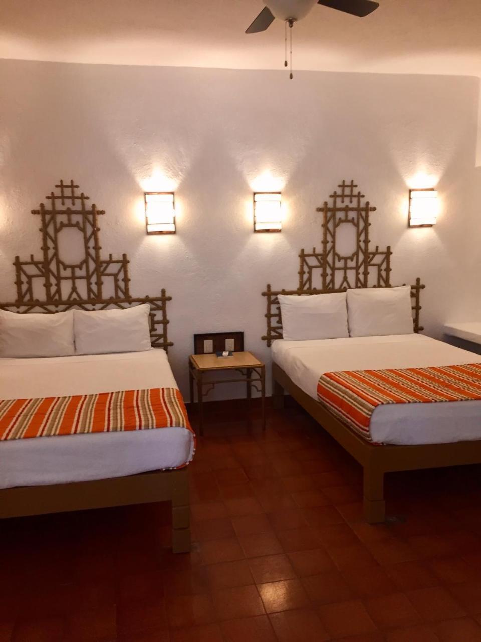 Hotel Mar De Cortez Кабо Сан Лукас Екстериор снимка
