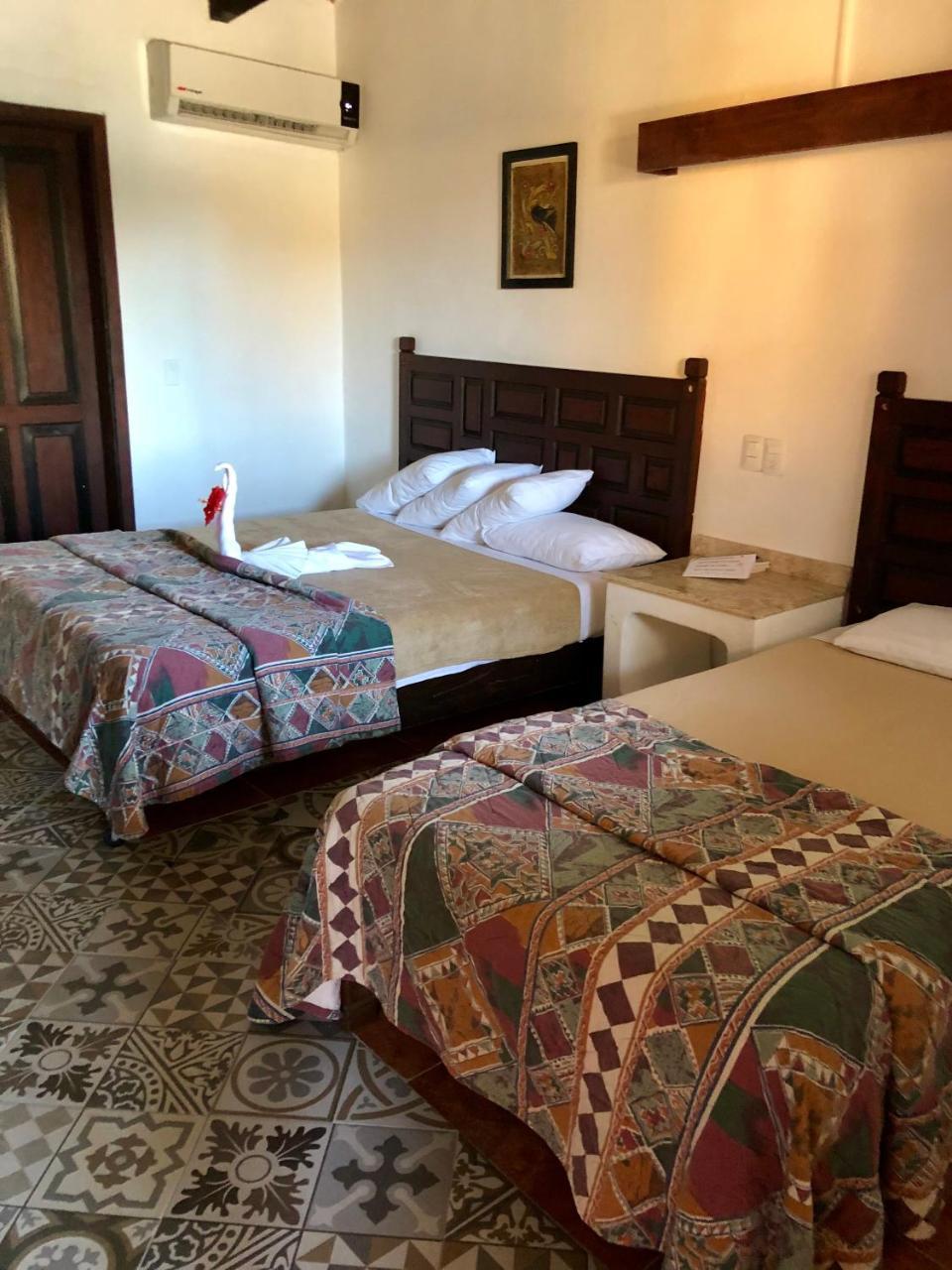 Hotel Mar De Cortez Кабо Сан Лукас Екстериор снимка