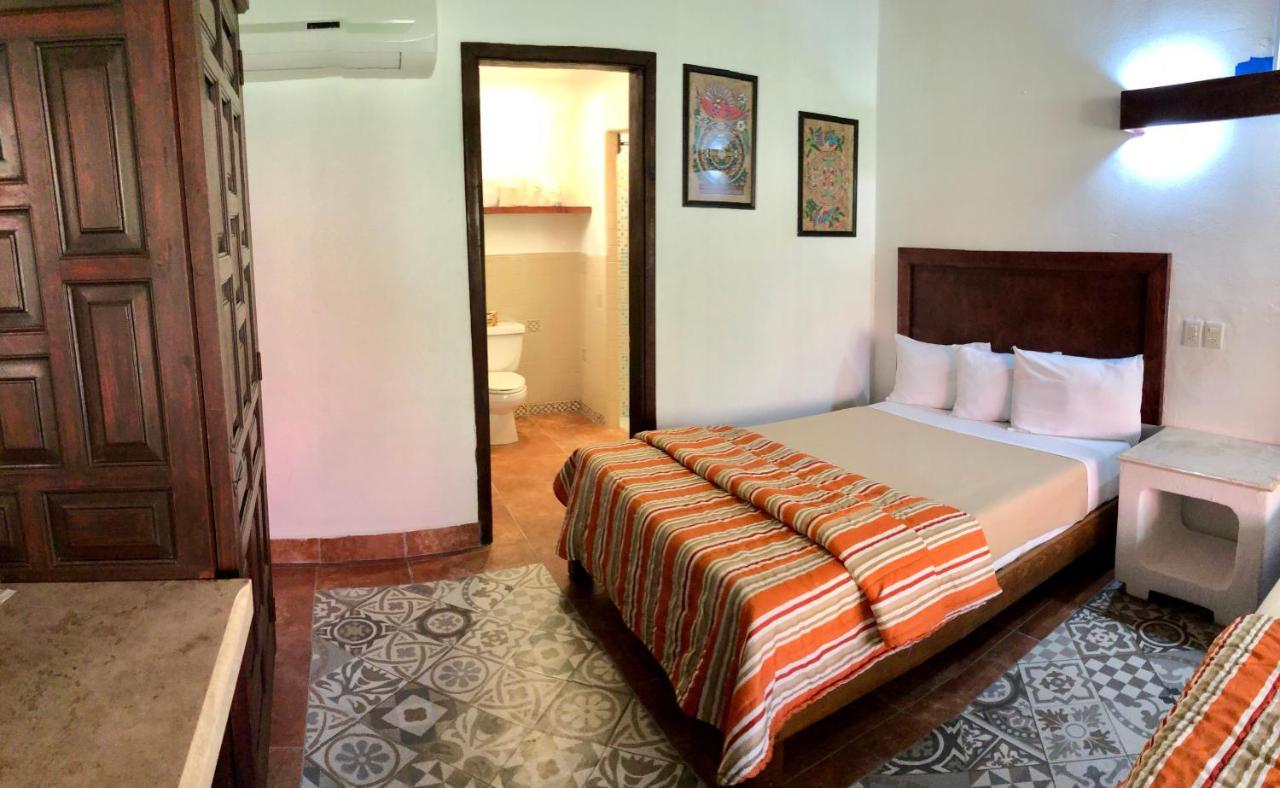 Hotel Mar De Cortez Кабо Сан Лукас Екстериор снимка
