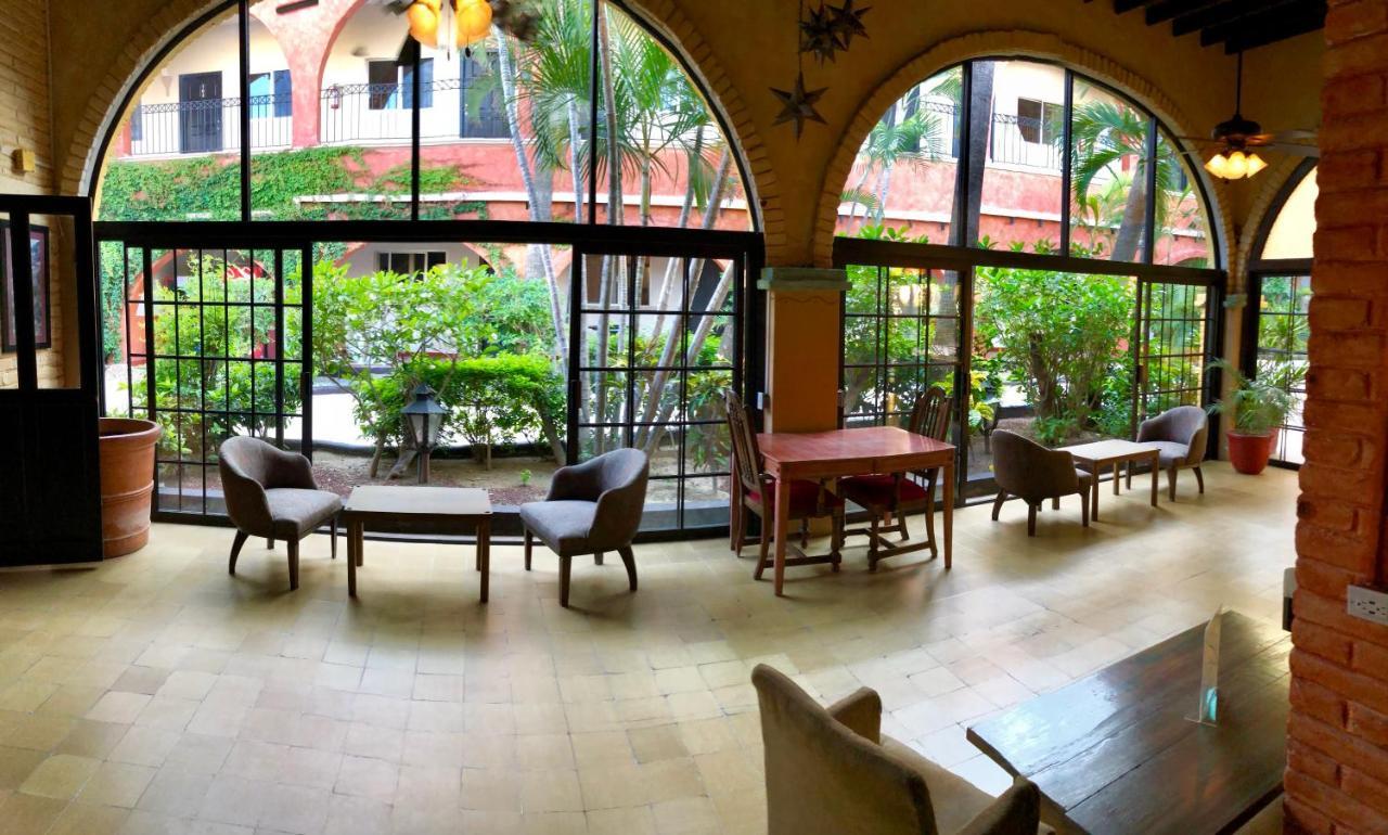 Hotel Mar De Cortez Кабо Сан Лукас Екстериор снимка
