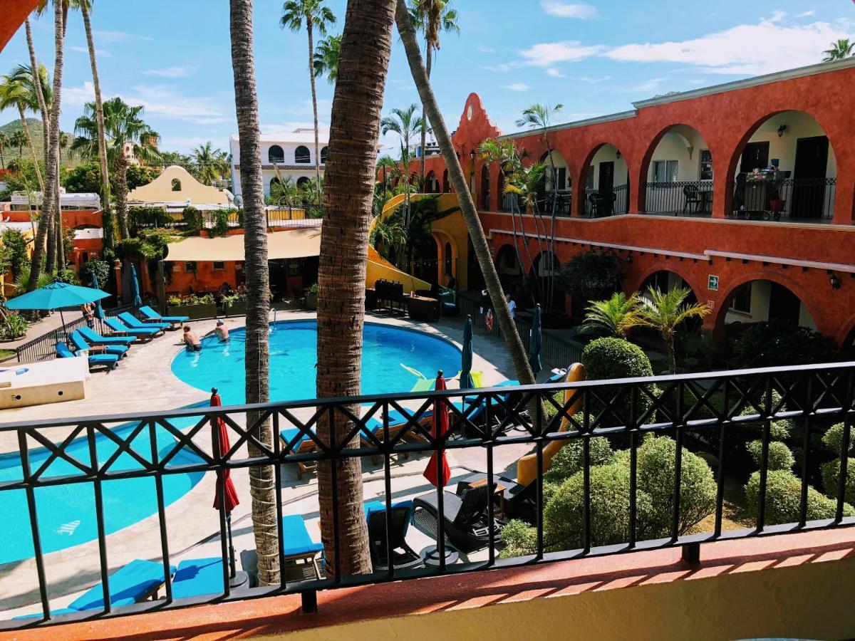 Hotel Mar De Cortez Кабо Сан Лукас Екстериор снимка