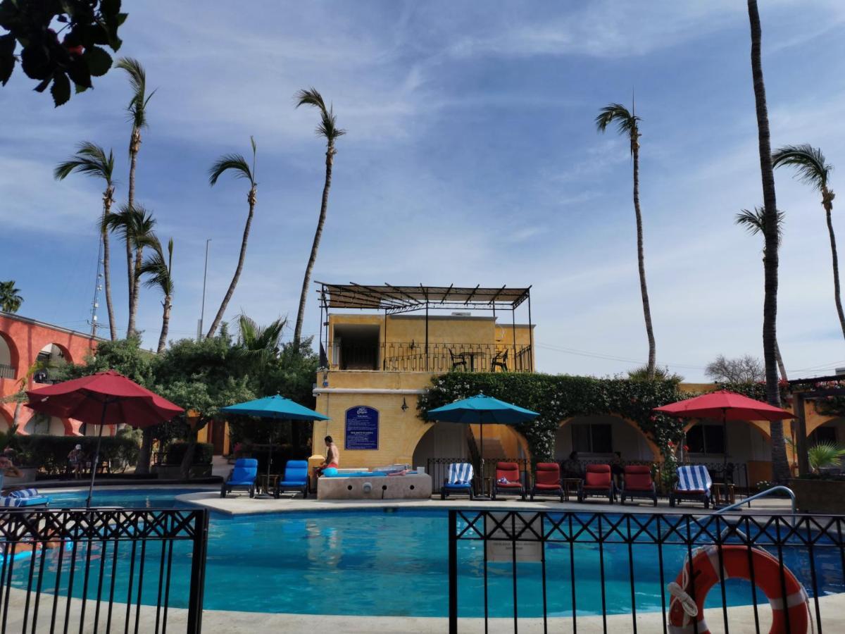 Hotel Mar De Cortez Кабо Сан Лукас Екстериор снимка